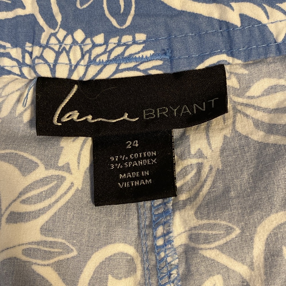 Lane Bryant Shorts - Picture 3 of 8